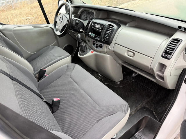 Opel Vivaro 2.0 CDTi / 6 Скорости / EURO 5 / 2900кг. - автомобили, коли, обяви за нови и употребявани 10