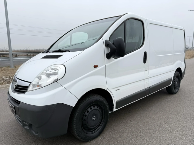 Opel Vivaro 2.0 CDTi / 6 Скорости / EURO 5 / 2900кг. - автомобили, коли, обяви за нови и употребявани 2
