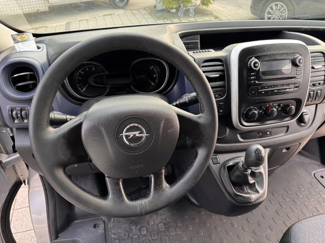 Opel Vivaro 1.6CDTI 2странични врати Клима - автомобили, коли, обяви за нови и употребявани 13