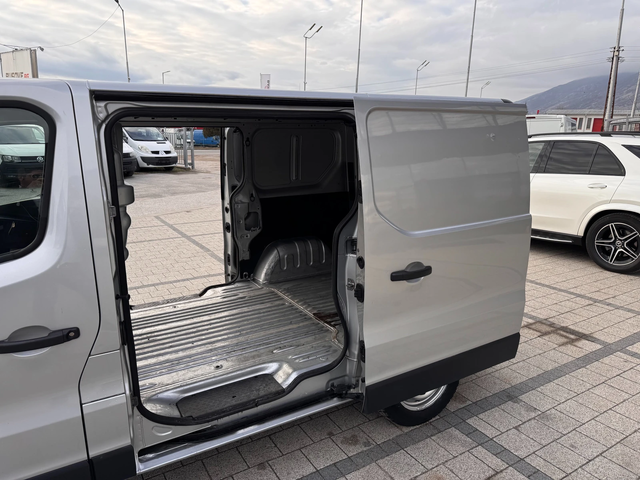 Opel Vivaro 1.6CDTI 2странични врати Клима - автомобили, коли, обяви за нови и употребявани 6