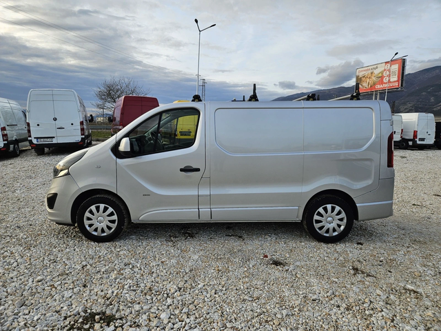 Opel Vivaro - автомобили, коли, обяви за нови и употребявани 1