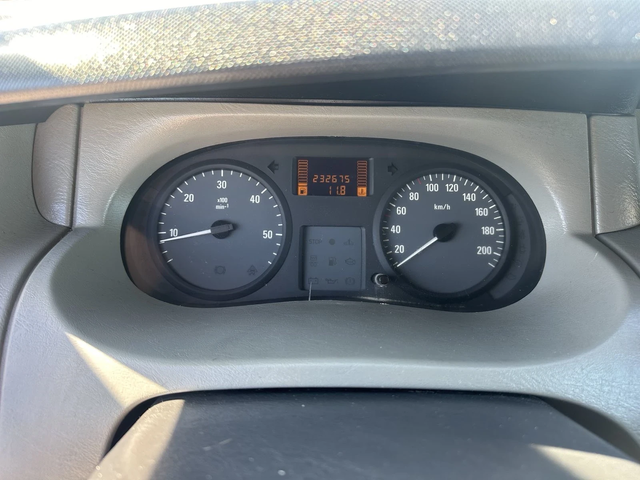 Opel Vivaro - автомобили, коли, обяви за нови и употребявани 13