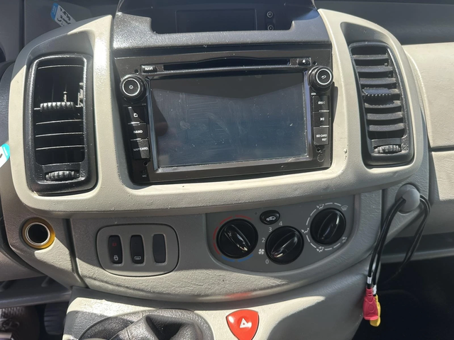 Opel Vivaro - автомобили, коли, обяви за нови и употребявани 12