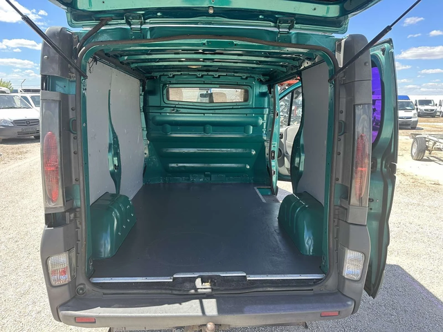 Opel Vivaro - автомобили, коли, обяви за нови и употребявани 8