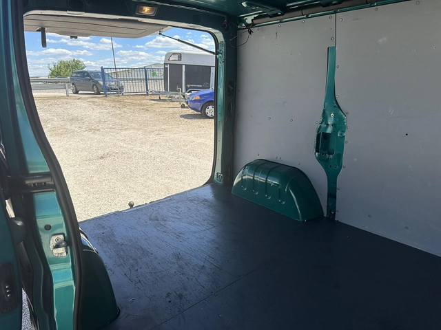 Opel Vivaro - автомобили, коли, обяви за нови и употребявани 9