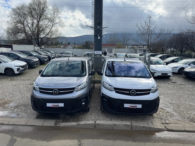 Opel Vivaro Kombi-eM-75kwh/9местен - автомобили, коли, обяви за нови и употребявани 1