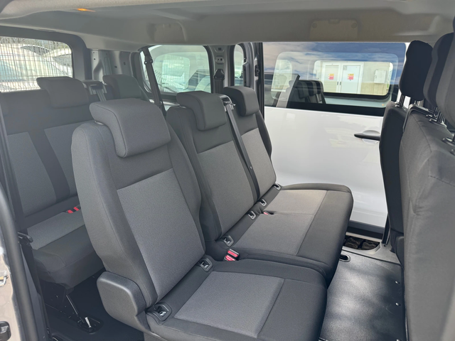 Opel Vivaro Kombi-eM-75kwh/9местен - автомобили, коли, обяви за нови и употребявани 5