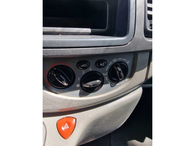 Opel Vivaro 2.0TD - автомобили, коли, обяви за нови и употребявани 10