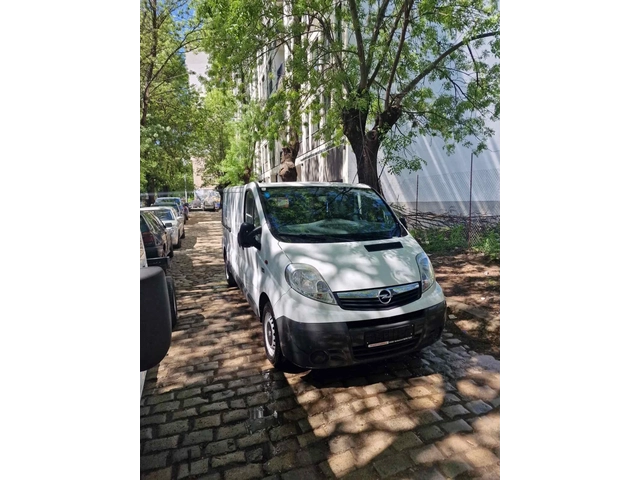 Opel Vivaro 2.0TD - автомобили, коли, обяви за нови и употребявани 2