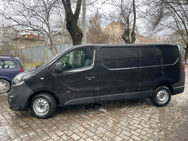 Opel Vivaro 1.6 CDTi - автомобили, коли, обяви за нови и употребявани 8