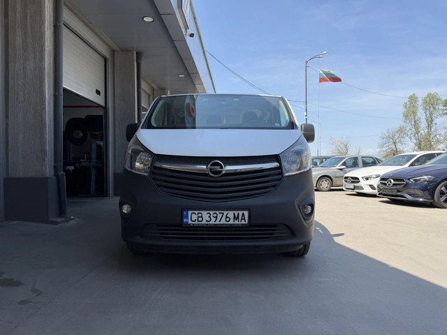 Opel Vivaro 1.6cdti 183000 8+ 1 - автомобили, коли, обяви за нови и употребявани 1