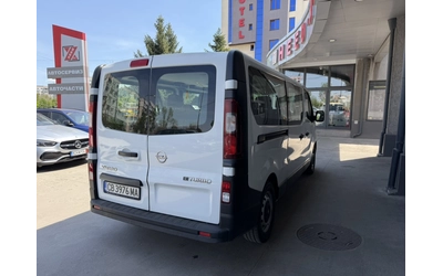 opel-vivaro - 2