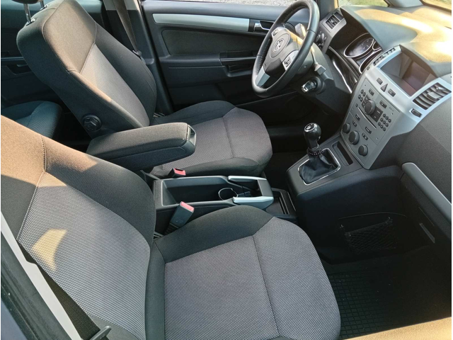 Opel Zafira 1600 - автомобили, коли, обяви за нови и употребявани 9