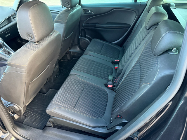 Opel Zafira 2.0DTH автомат - автомобили, коли, обяви за нови и употребявани 11