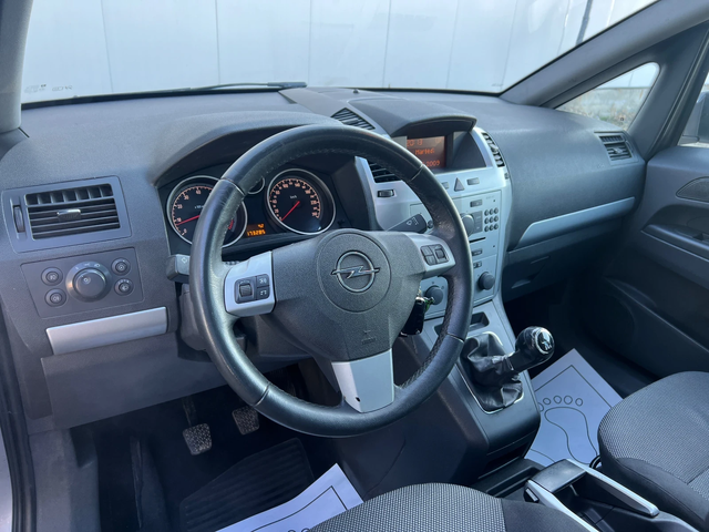 Opel Zafira 1.6 Turbo 150к.с. Facelift 7-местна - автомобили, коли, обяви за нови и употребявани 12