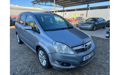 opel-zafira - 2
