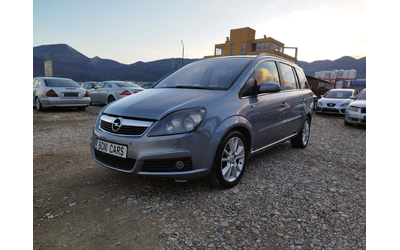 opel-zafira - 0