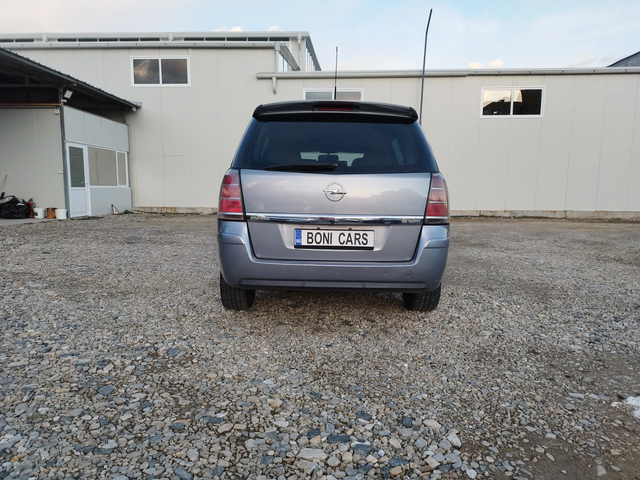 Opel Zafira 6+ 1 - автомобили, коли, обяви за нови и употребявани 3