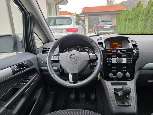 Opel Zafira 1.7 CTDI COSMO - автомобили, коли, обяви за нови и употребявани 10