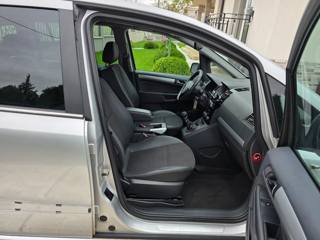 Opel Zafira 1.7 CTDI COSMO - автомобили, коли, обяви за нови и употребявани 13