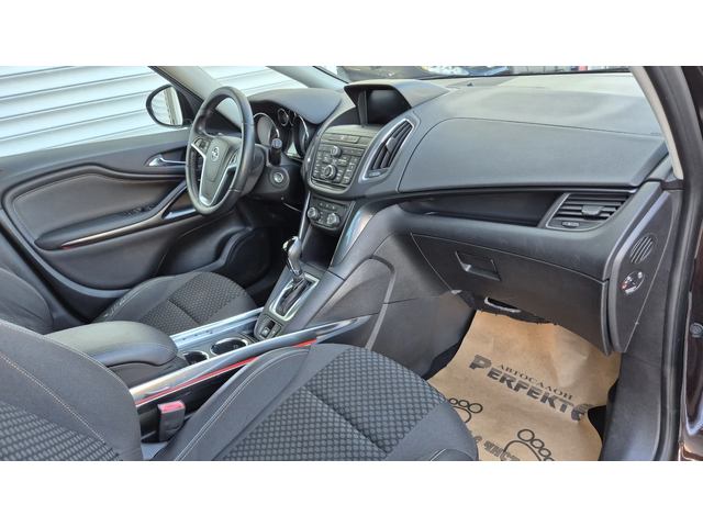 Opel Zafira 2.0 диз 130к.с Автомат - автомобили, коли, обяви за нови и употребявани 13