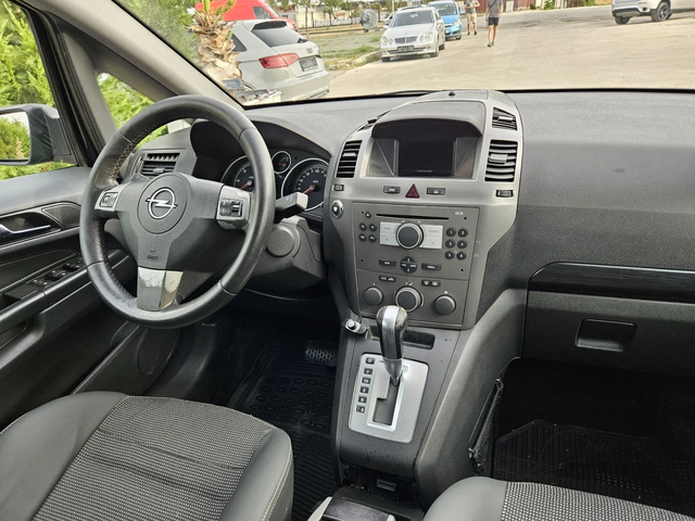 Opel Zafira 1.9CDTI-120кс= 7МЕСТА= АВТОМАТИК= KEYLESS - автомобили, коли, обяви за нови и употребявани 12