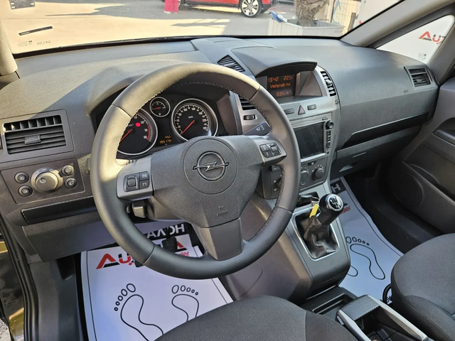 Opel Zafira 1.8i-140кс= 7МЕСТА= НАВИ= КЛИМАТИК= ТЕГЛИЧ - автомобили, коли, обяви за нови и употребявани 7