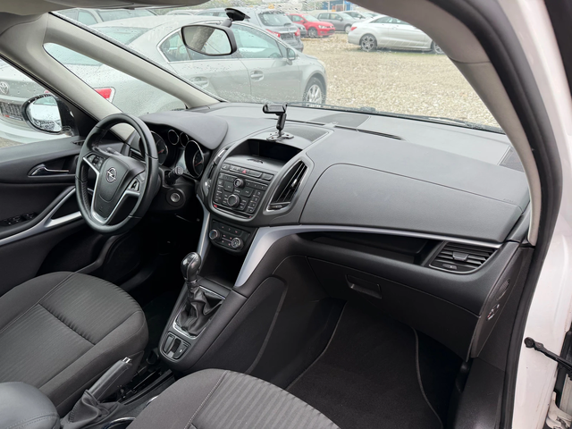 Opel Zafira 1.6 TURBO ECO M - автомобили, коли, обяви за нови и употребявани 11