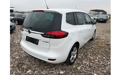 opel-zafira - 4