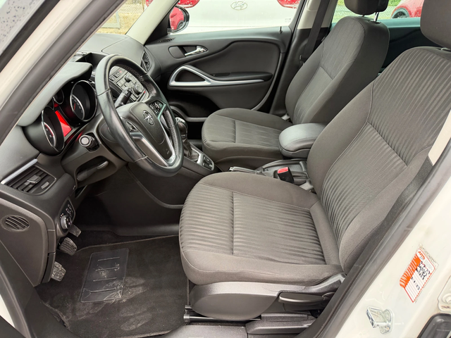 Opel Zafira 1.6 TURBO ECO M - автомобили, коли, обяви за нови и употребявани 8