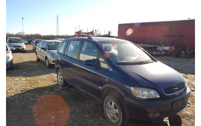 opel-zafira - 0