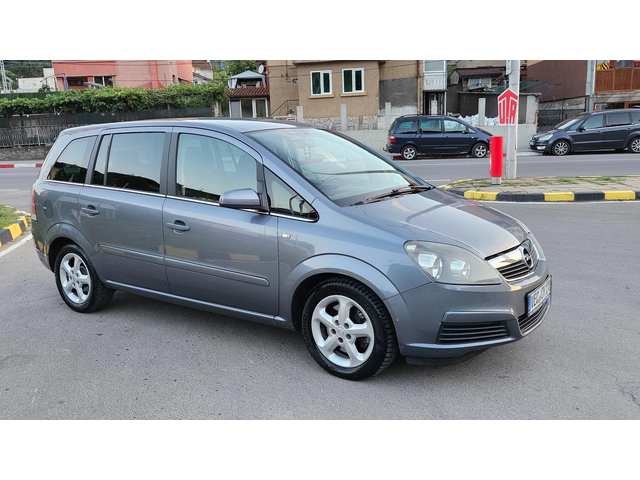 Opel Zafira 1.9 JTD 7Mesta/6skorosti/ЛИЗИНГ - автомобили, коли, обяви за нови и употребявани 6