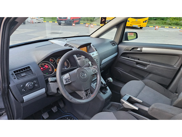Opel Zafira 1.9 JTD 7Mesta/6skorosti/ЛИЗИНГ - автомобили, коли, обяви за нови и употребявани 9