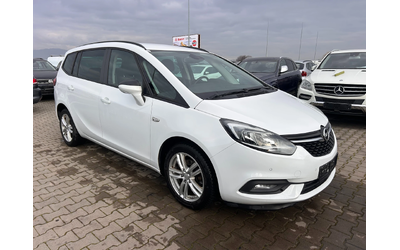 opel-zafira - 3