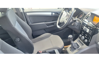 Opel Zafira 1.8 facelift 7 места!! - автомобили, коли, обяви за нови и употребявани 16