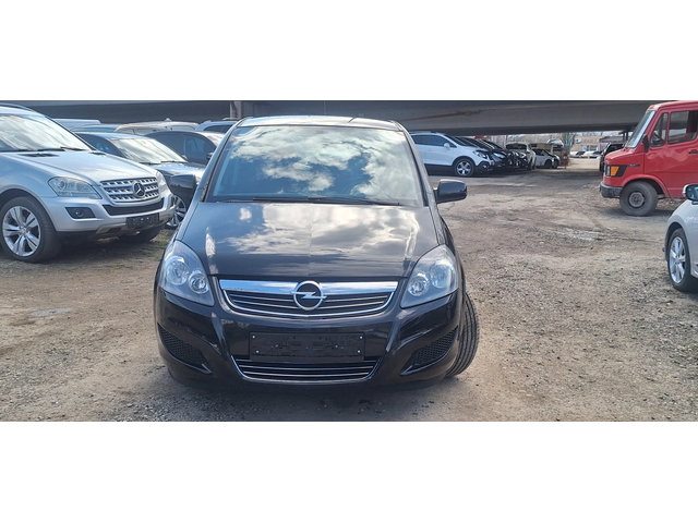 Opel Zafira 1.8 facelift 7 места!! - автомобили, коли, обяви за нови и употребявани 1