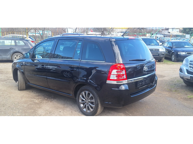 Opel Zafira 1.8 facelift 7 места!! - автомобили, коли, обяви за нови и употребявани 4