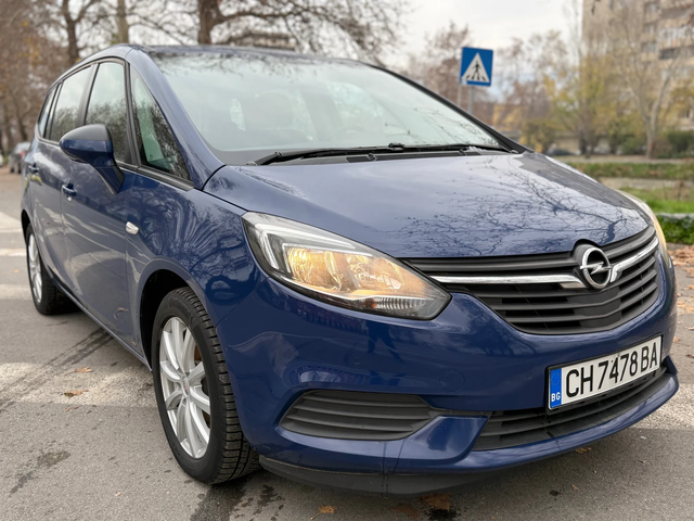 Opel Zafira АВТОПИЛОТ* ПОДГРЕВ* 6скорости* ПАРКТРОНИК* ТОП - автомобили, коли, обяви за нови и употребявани 0