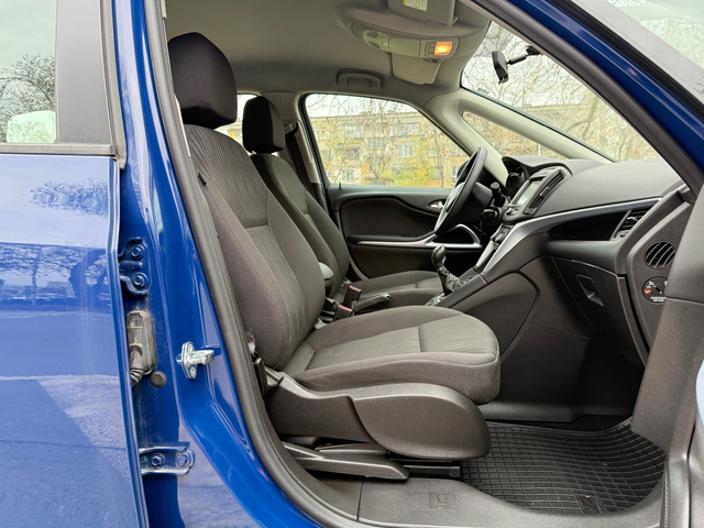 Opel Zafira АВТОПИЛОТ* ПОДГРЕВ* 6скорости* ПАРКТРОНИК* ТОП - автомобили, коли, обяви за нови и употребявани 12