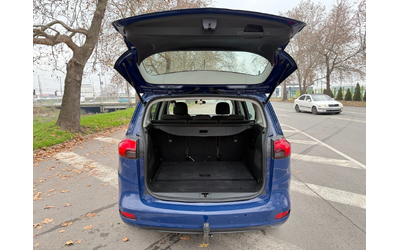 Opel Zafira АВТОПИЛОТ* ПОДГРЕВ* 6скорости* ПАРКТРОНИК* ТОП - автомобили, коли, обяви за нови и употребявани 14