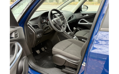 Opel Zafira АВТОПИЛОТ* ПОДГРЕВ* 6скорости* ПАРКТРОНИК* ТОП - автомобили, коли, обяви за нови и употребявани 7