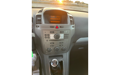 Opel Zafira 1.9CDTI-120-7mesta-ITALIA - автомобили, коли, обяви за нови и употребявани 13