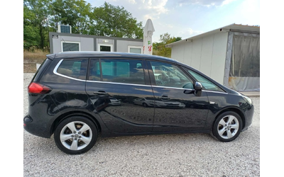 Opel Zafira 1.6i Turbo-EcoM* Navi* UNIKAT* - автомобили, коли, обяви за нови и употребявани 12