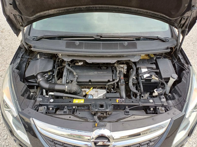 Opel Zafira 1.6i Turbo-EcoM* Navi* UNIKAT* - автомобили, коли, обяви за нови и употребявани 16