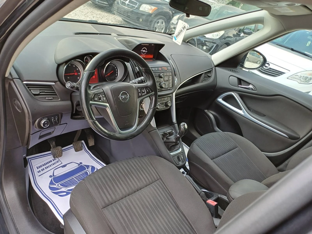 Opel Zafira 1.6i Turbo-EcoM* Navi* UNIKAT* - автомобили, коли, обяви за нови и употребявани 6