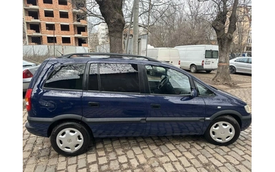 opel-zafira - 3