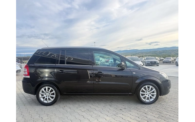 opel-zafira - 3