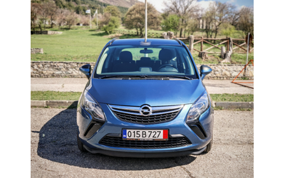 opel-zafira-tourer-1-4t-fabrichna-gaz - 1