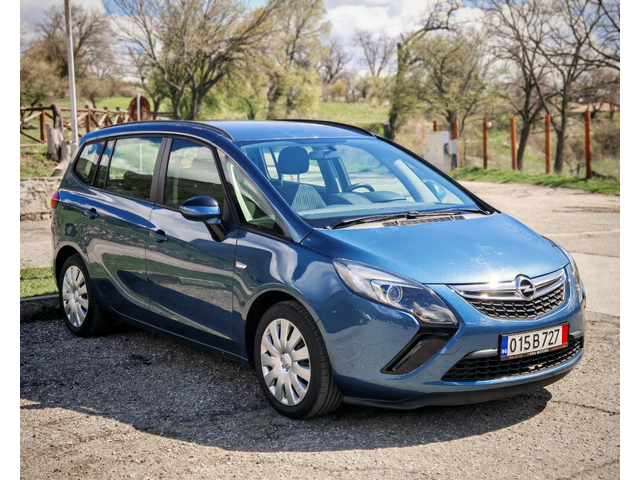 Opel Zafira Tourer 1.4T ФАБРИЧНА ГАЗ - автомобили, коли, обяви за нови и употребявани 2