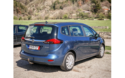opel-zafira-tourer-1-4t-fabrichna-gaz - 4